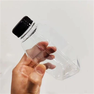 プラスチック製牛乳瓶